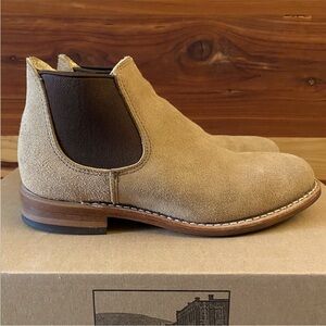 Red Wing Heritage Women’s Carol -Sand Mohave- Size 5.5